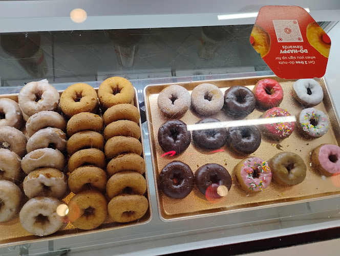 Shipley Do-Nuts storefront