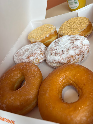 Dunkin' storefront