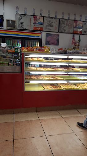 Copina Donuts storefront