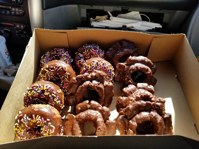 Mike's Old Fashioned Donuts storefront