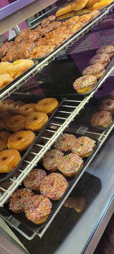 Express Donuts storefront