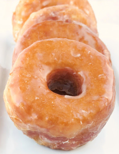 Lon's Donut Shop storefront