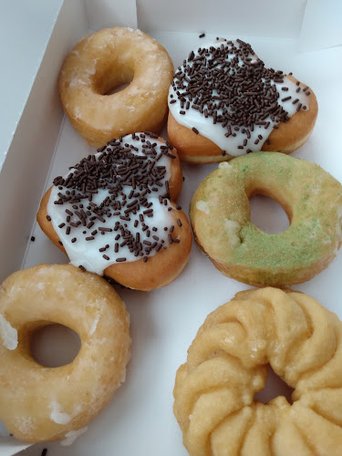 Dunkin' storefront