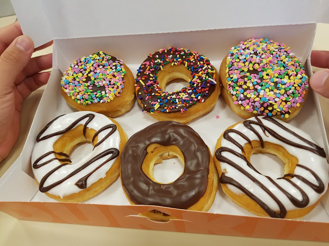 Dunkin' storefront