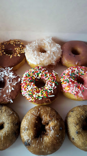 King's Donuts storefront