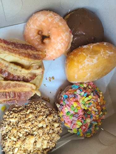 AM Donut & Yogurt storefront