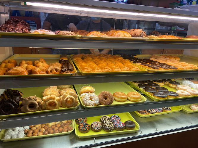 Donut Star storefront