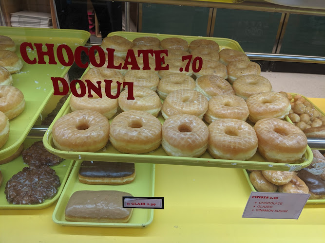 Dawn Donuts La Porte storefront