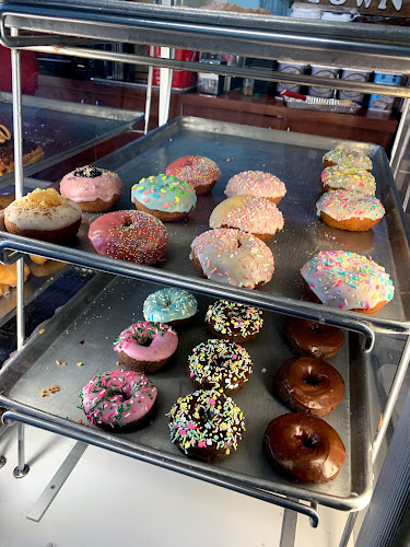 Donut Town Highland storefront