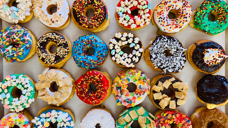 King's Donuts storefront