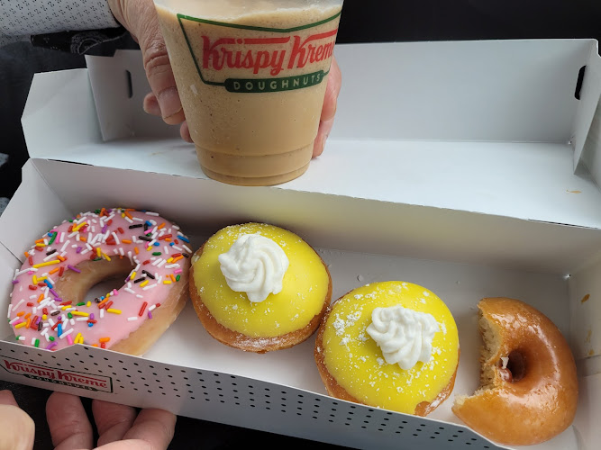 Krispy Kreme storefront