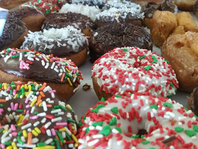 Wendi's Donuts storefront