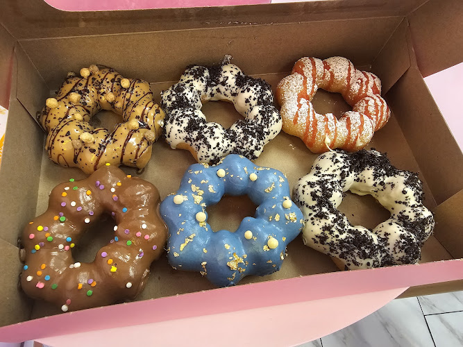 Mochi Donuts Tampa storefront