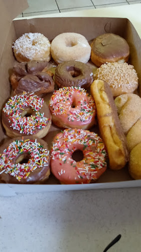 BoSa Donuts storefront