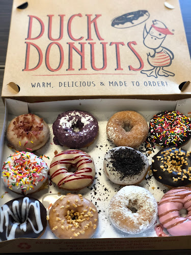 Duck Donuts storefront