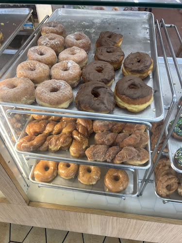 Donut & Muffin Factory storefront