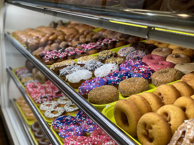 Grand donuts storefront