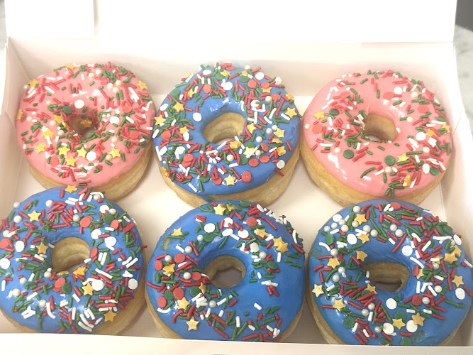 Fresh Donuts storefront