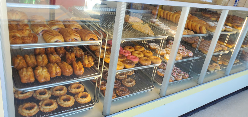 Popular Donuts storefront