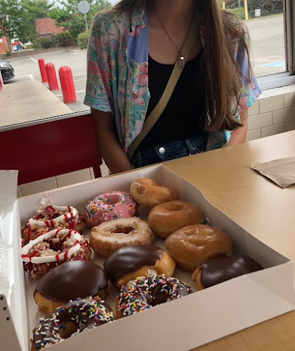 Krispy Kreme storefront