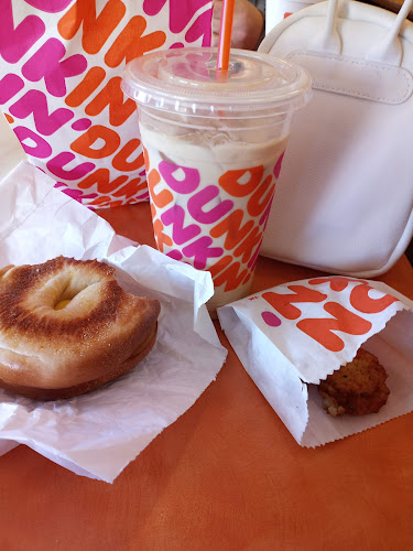 Dunkin' storefront