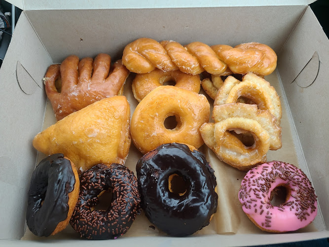 Annie's Donut Shop storefront