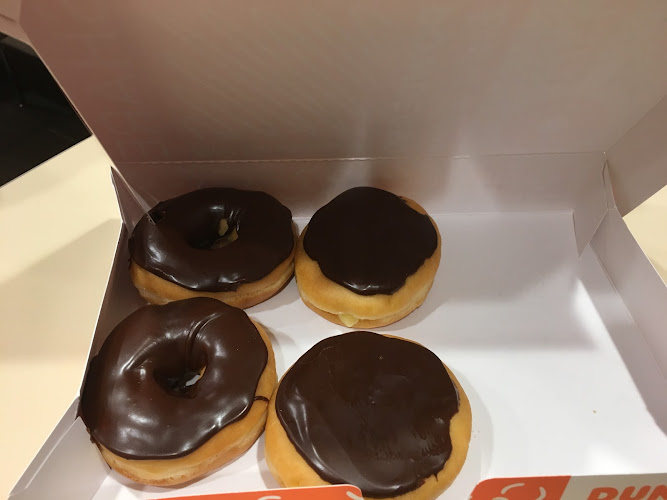 Dunkin' storefront