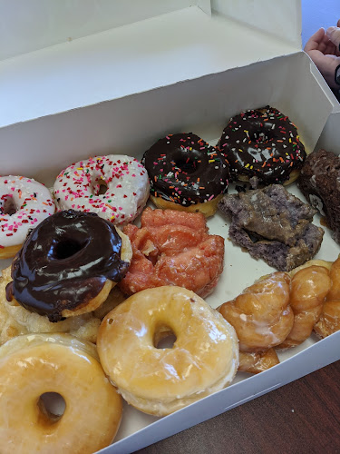 Lily Donuts & Drinks AKA Donuts & Noodles storefront