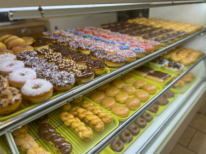 The Donut Box storefront