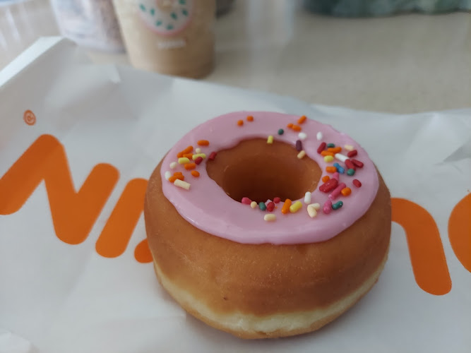 Dunkin' storefront