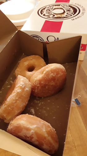 Shipley Do-Nuts storefront
