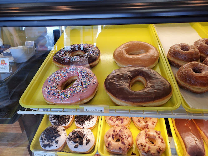Texas Donuts storefront