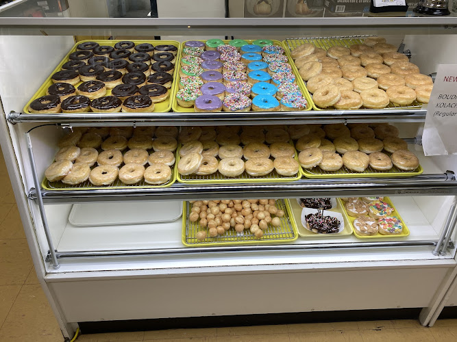 Jack N Jill Donut Shop storefront