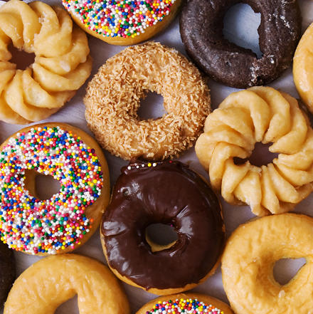 BoSa Donuts storefront