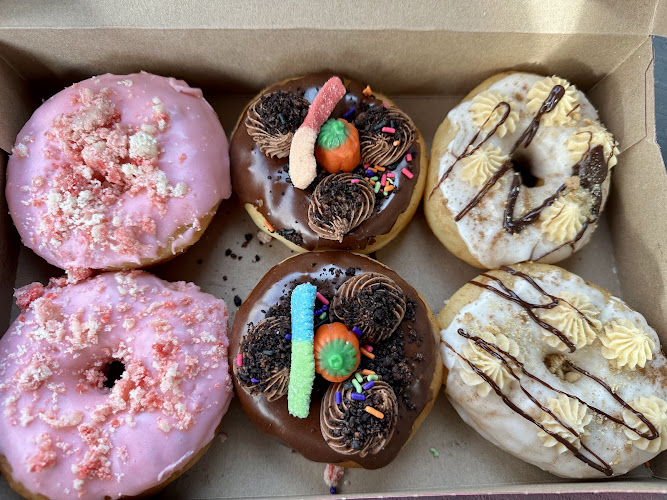 Happy Hour Donuts storefront