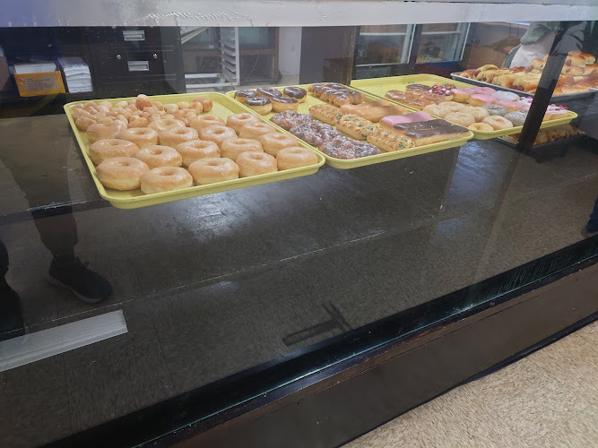 Good Morning Donuts storefront