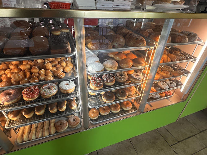 Jason’s donuts storefront