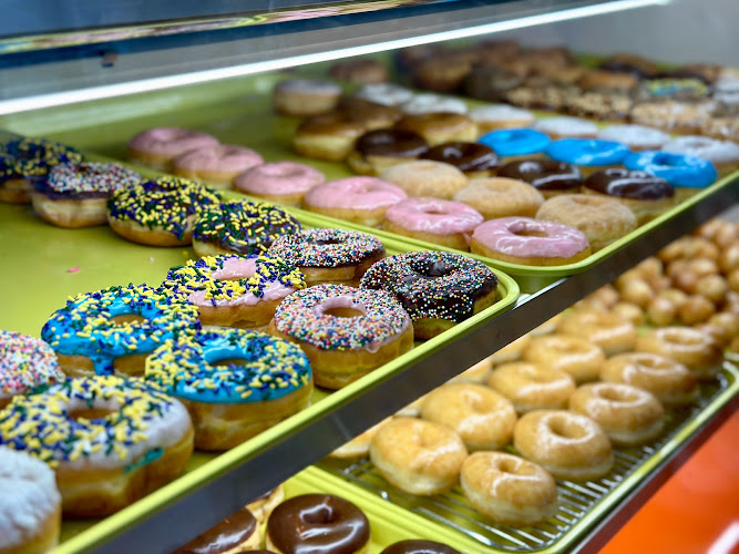 Town Donut and Breakfast storefront