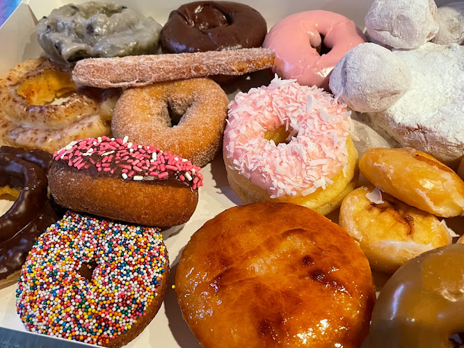 Fresh Donuts storefront