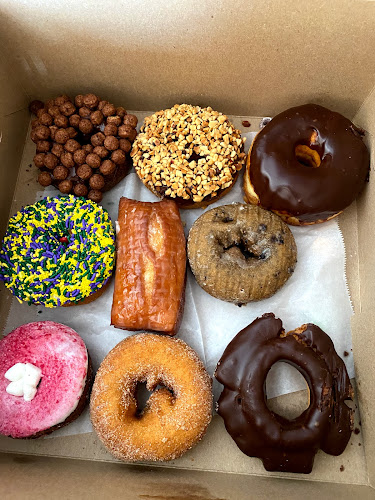 Voodoo Doughnut storefront