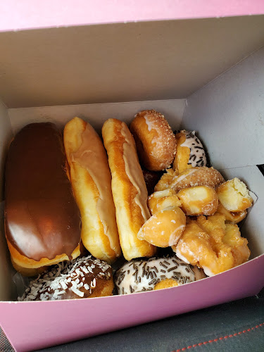 JJS Donuts storefront