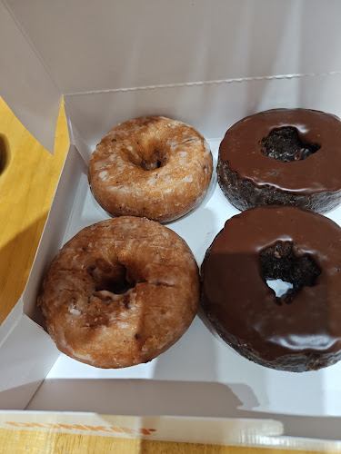 Dunkin' storefront