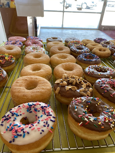 Donut Empire storefront