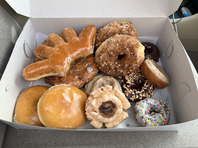 Donuts To Go storefront