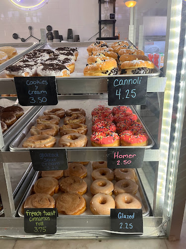 Donerds Donuts storefront
