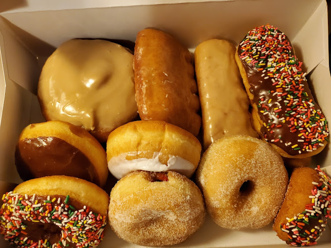 Donut Hut storefront