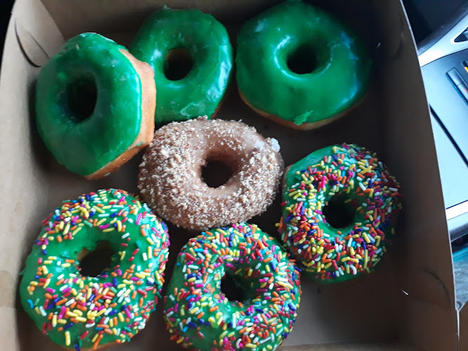 Donut Stop storefront