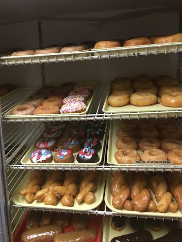 J&D's Donuts & Deli Associated with Daylight Donuts storefront