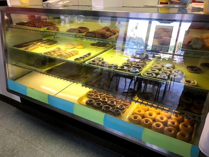 Donut Delight storefront