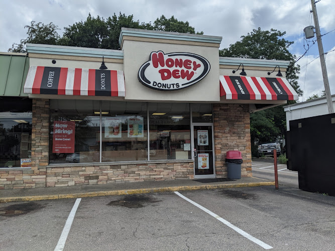 Honey Dew Donuts storefront